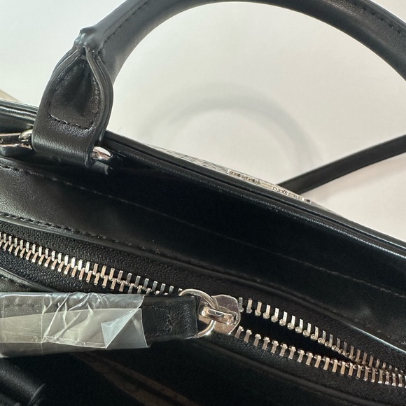 Guess Black Satchel Bag - Picture 8 of 9